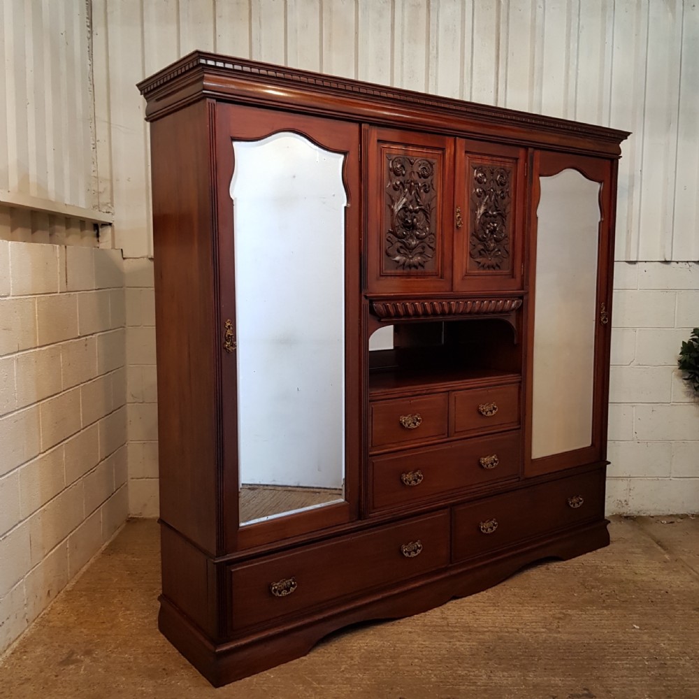 ANTIQUE LARGE ART NOUVEAU MAHOGANY TRIPLE WARDROBE COMPACTUM C1890 View VII