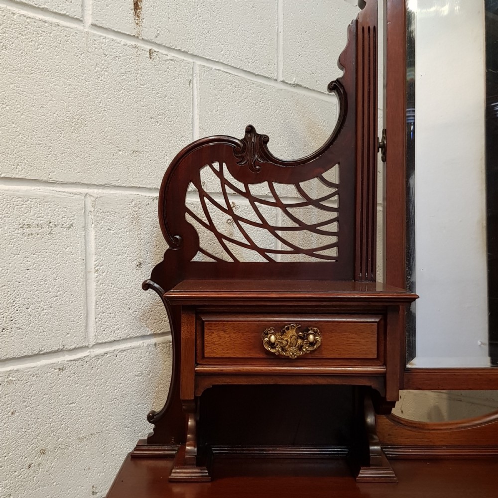 ANTIQUE ART NOUVEAU MAHOGANY DRESSING TABLE C1890 View IV