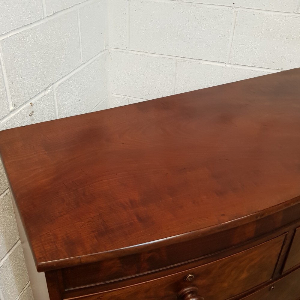 ANTIQUE VICTORIAN FLAMED MAHOGANY BOW FRONT CHEST OF DRAWERS C1880 View IV
