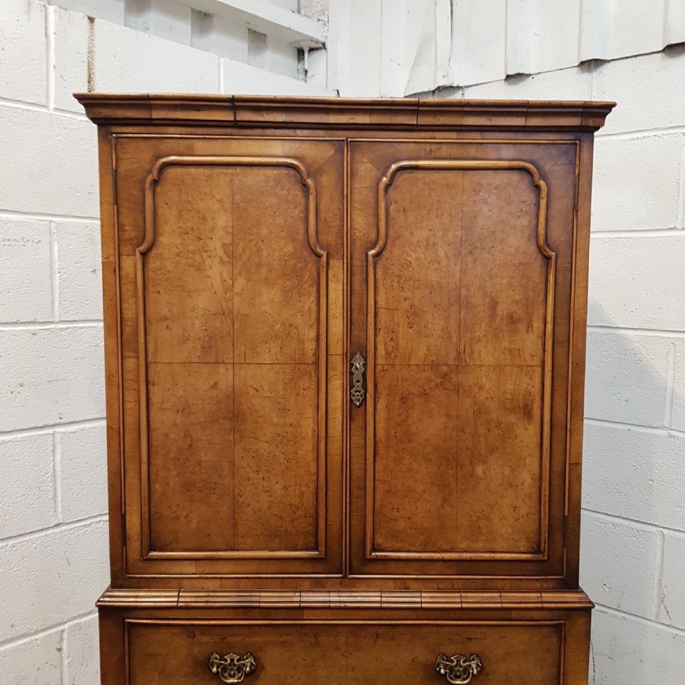ANTIQUE EDWARDIAN QUEEN ANNE BURR WALNUT TALL BOY C1900 View IV