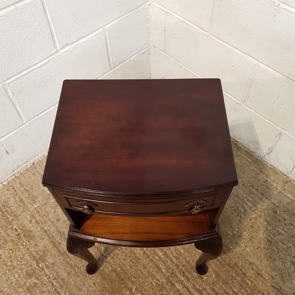 ANTIQUE PAIR MAHOGANY BOW FRONT BEDSIDE TABLES C1920 View IV
