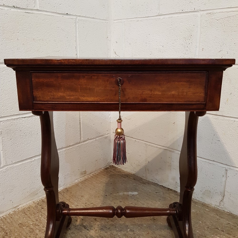 ANTIQUE WILLIAM 1V MAHOGANY SIDE TABLE C1830 View II