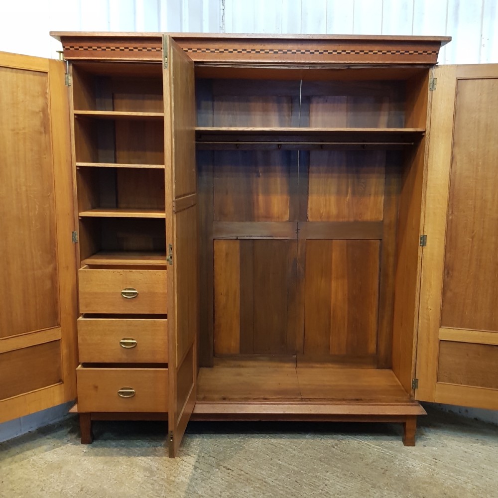 ANTIQUE ARTS & CRAFTS INLAID OAK TRIPLE WARDROBE C1890 View IV