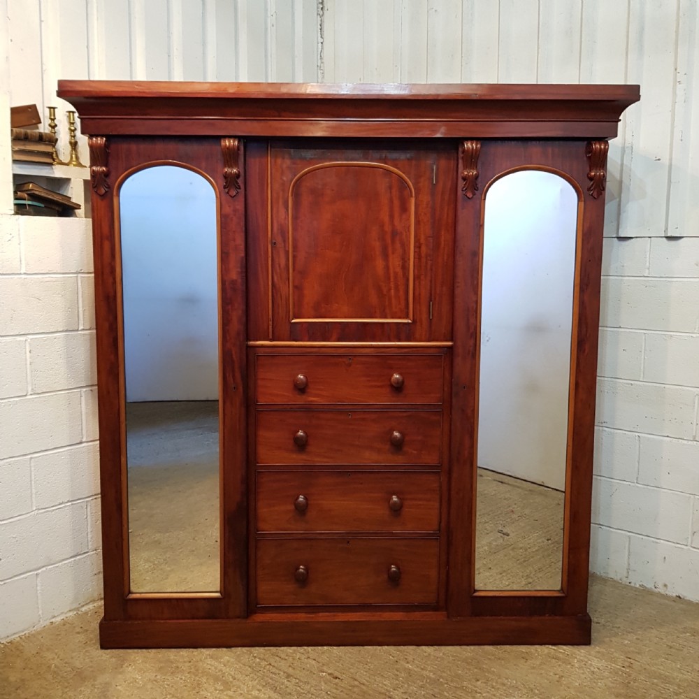 ANTIQUE VICTORIAN MAHOGANY TRIPLE WARDROBE COMPACTUM C1880 View III