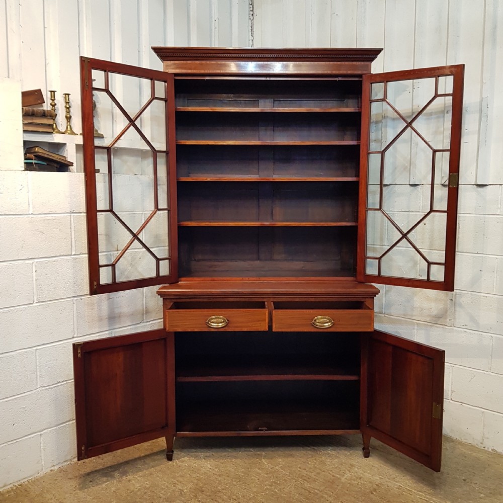 ANTIQUE LATE VICTORIAN REGENCY MAHOGANY ASTRAGAL GLAZED LIBRARY BOOKCASE C1890 View VI