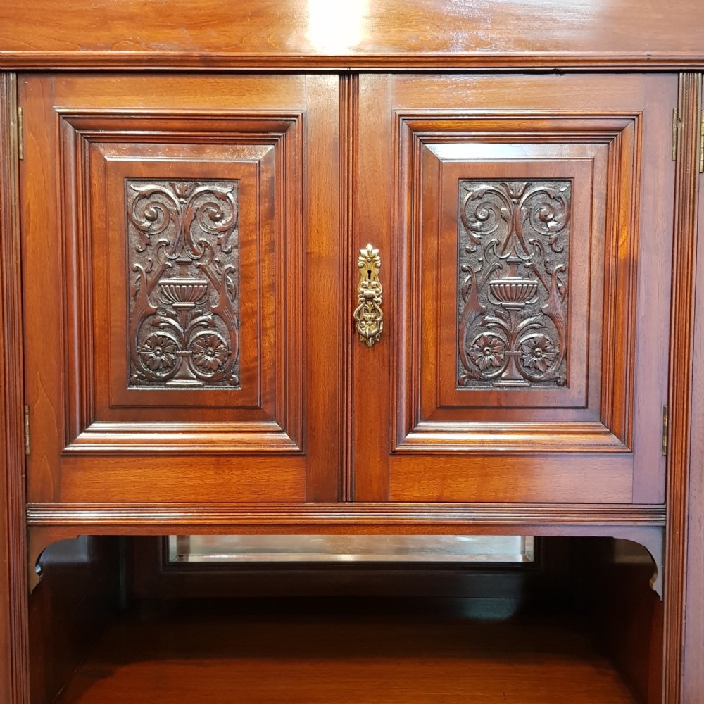 ANTIQUE VICTORIAN MAHOGANY TRIPLE WARDROBE C1880 View III