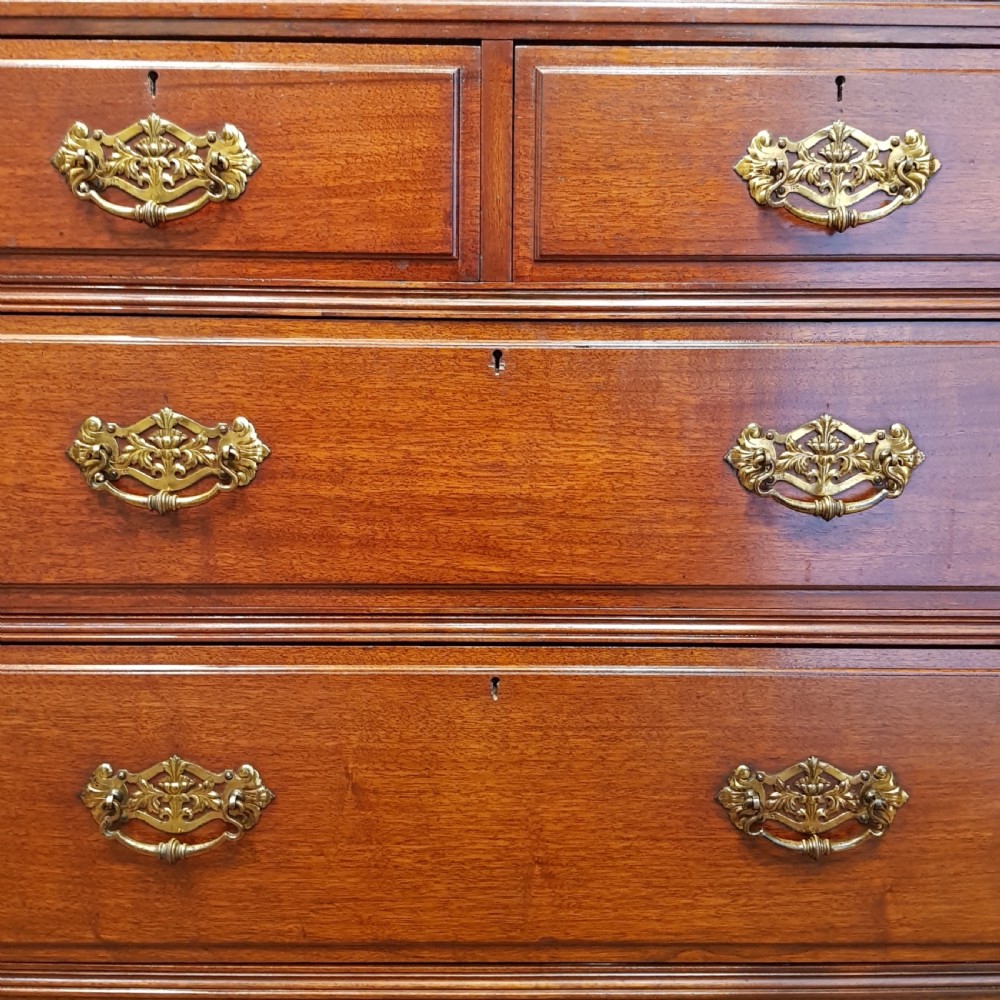 ANTIQUE VICTORIAN MAHOGANY TRIPLE WARDROBE C1880 View V