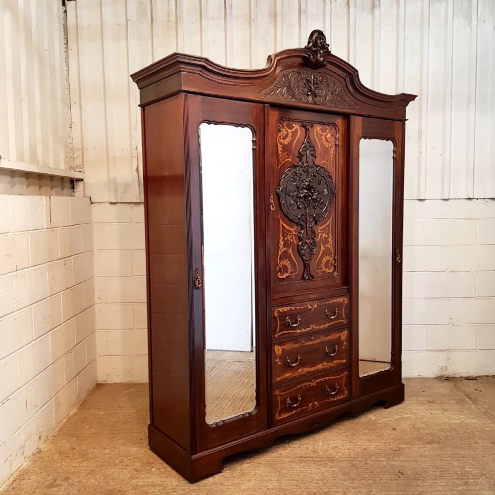 ANTIQUE ART NOUVEAU INLAID & CARVED MAHOGANY TRIPLE WARDROBE C1890 View VIII
