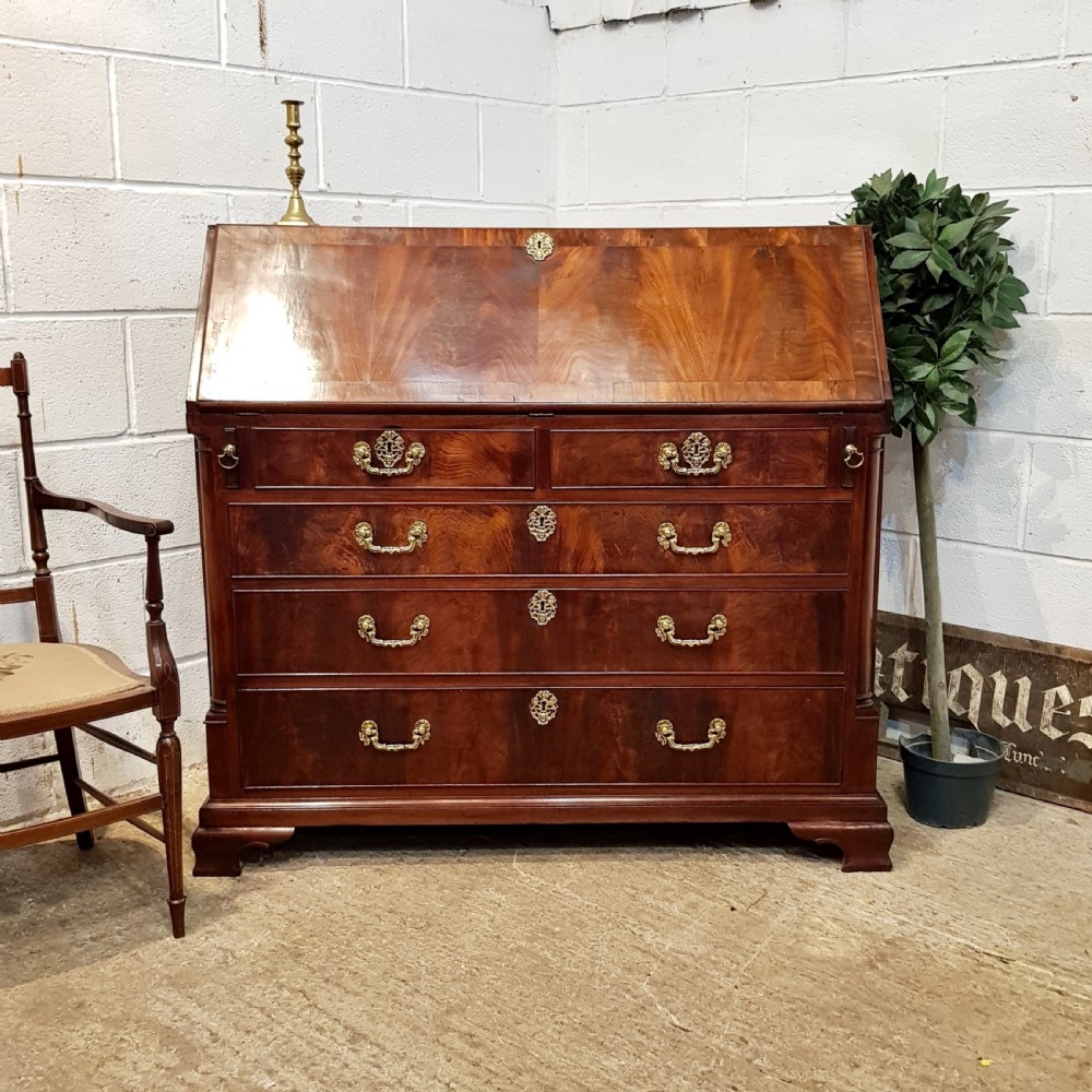 ANTIQUE REGENCY MAHOGANY BUREAU C1820