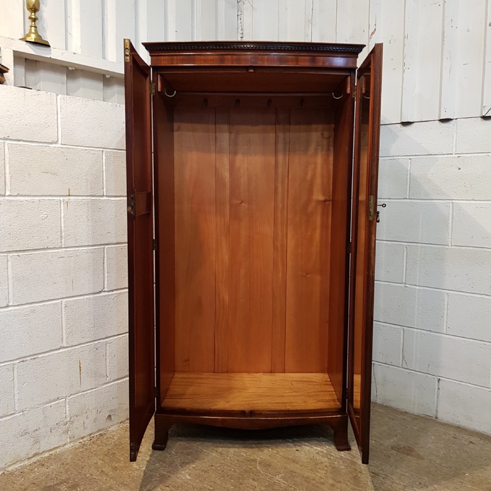 ANTIQUE EDWARDIAN MAHOGANY BOW FRONT WARDROBE C1900 View IV