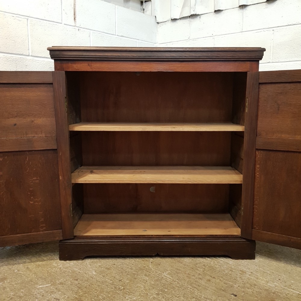 ANTIQUE 18TH CENTURY PERIOD COUNTRY OAK LINEN CUPBOARD C1780 View IV