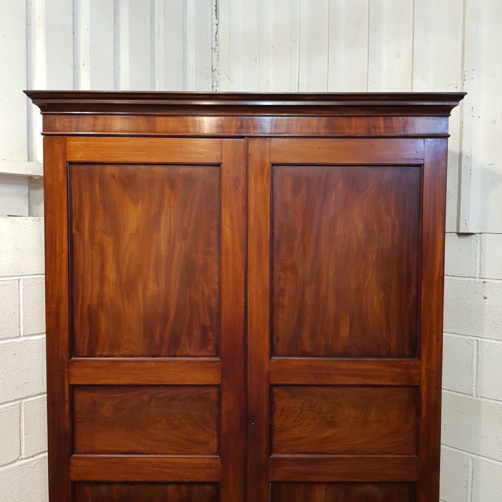 ANTIQUE 18TH CENTURY PERIOD MAHOGANY DOUBLE WARDROBE C1780 View IV