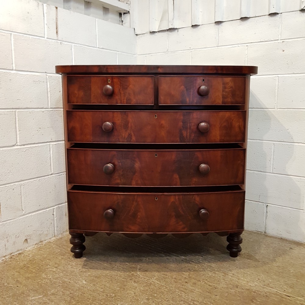 ANTIQUE VICTORIAN FLAMED MAHOGANY BOW FRONT CHEST OF DRAWERS C1880 View VI