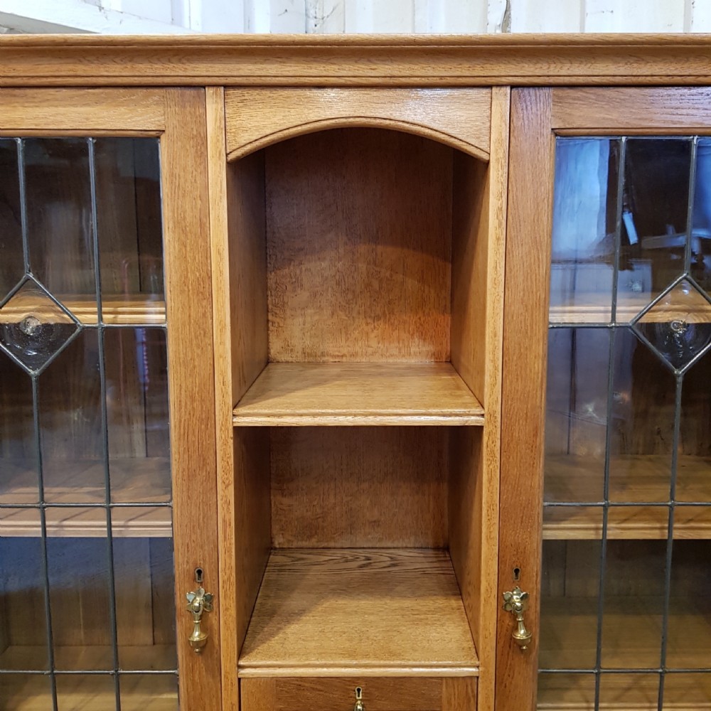 ANTIQUE ARTS & CRAFTS GOLDEN OAK GLAZED BOOKCASE C1900-1910 View IV