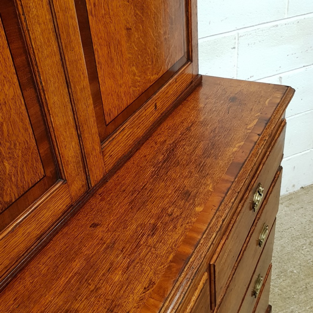 ANTIQUE 18th CENTURY OAK & MAHOGANY CUPBOARD ON CHEST C1780 View IV