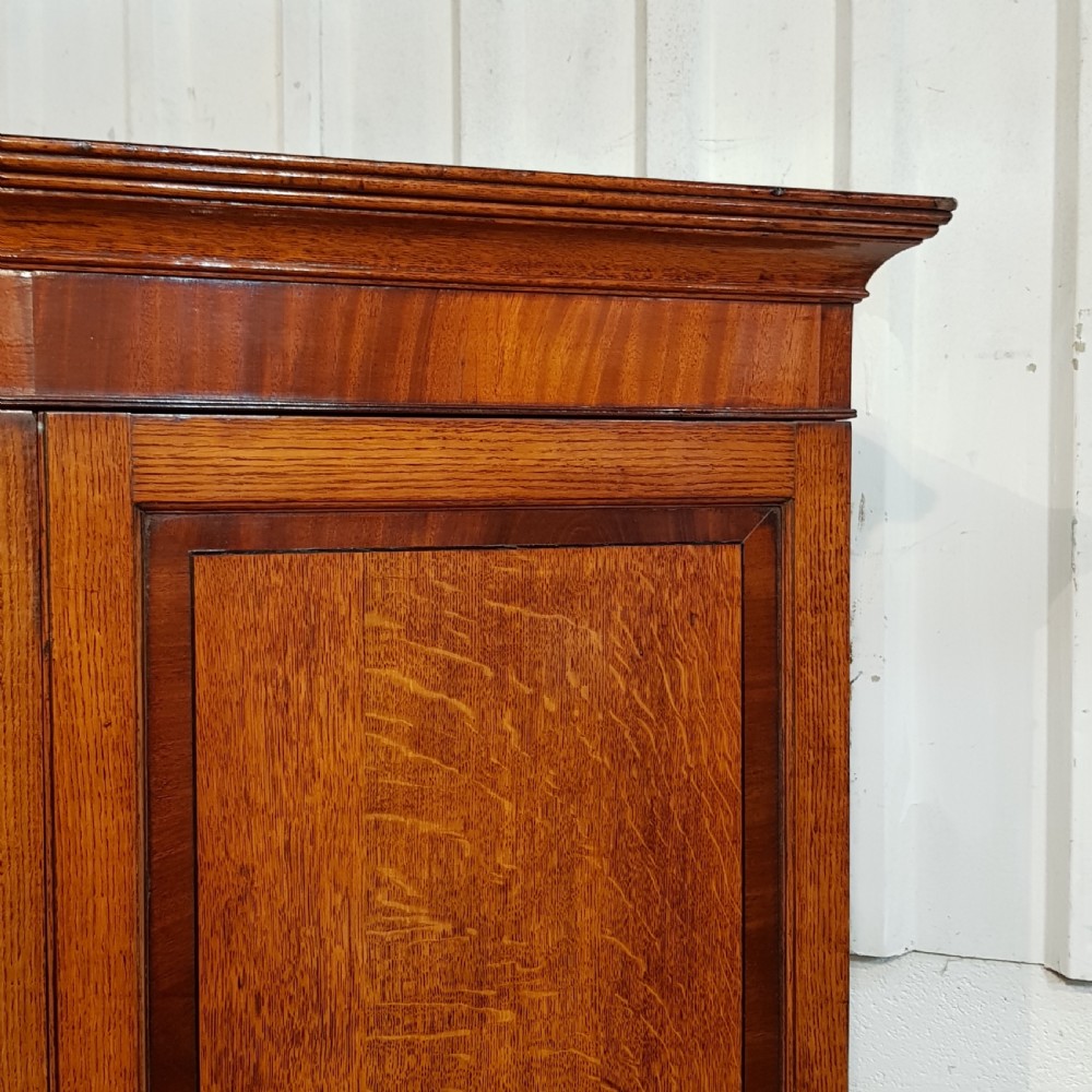 ANTIQUE 18th CENTURY OAK & MAHOGANY CUPBOARD ON CHEST C1780 View VII