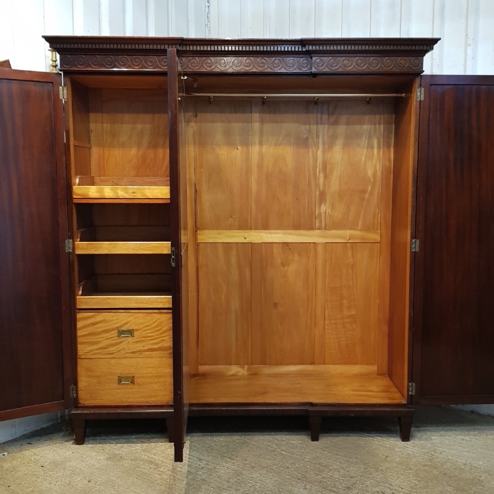ANTIQUE EDWARDIAN CHIPPENDALE MAHOGANY  BREAKFRONT TRIPLE WARDROBE C1900  View V