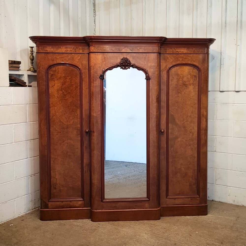 ANTIQUE VICTORIAN BURR WALNUT BREAKFRONT TRIPLE WARDROBE C1880 View VI