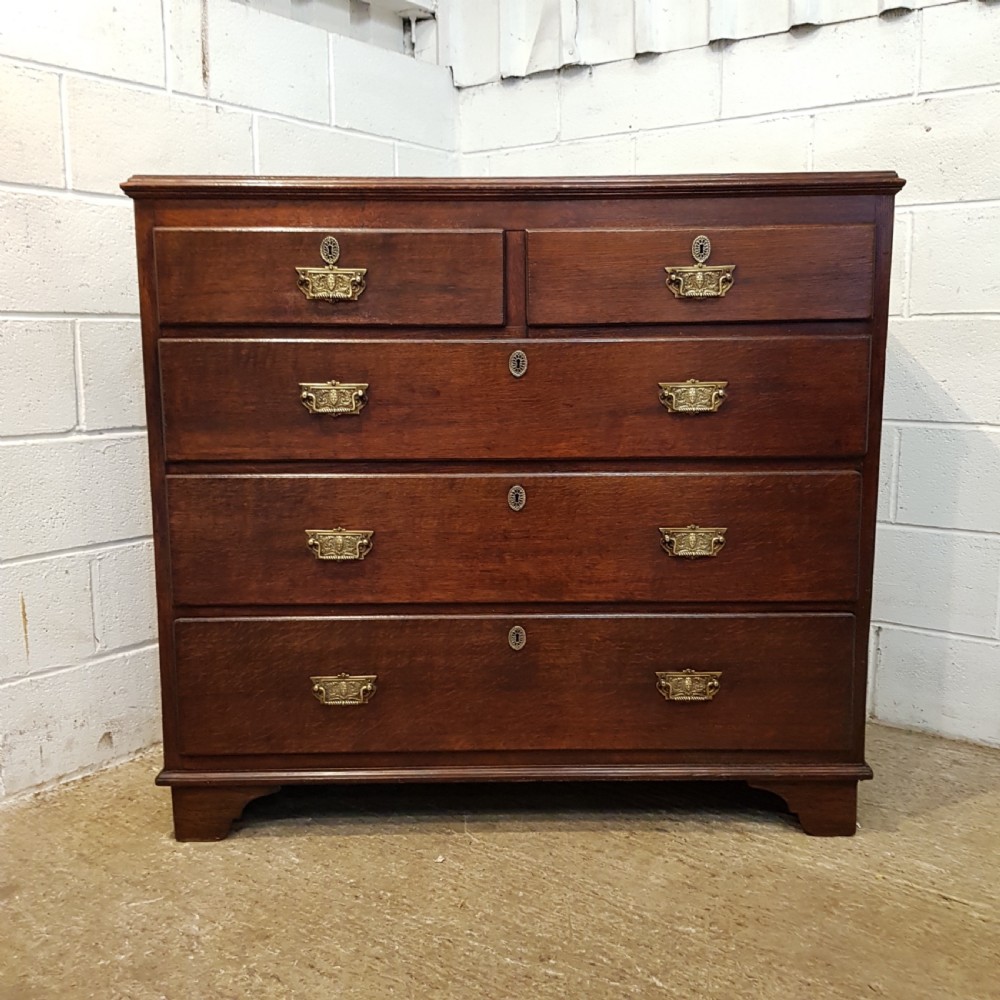 ANTIQUE LATE 18th CENTURY PERIOD OAK CHEST OF DRAWERS C1790 View II