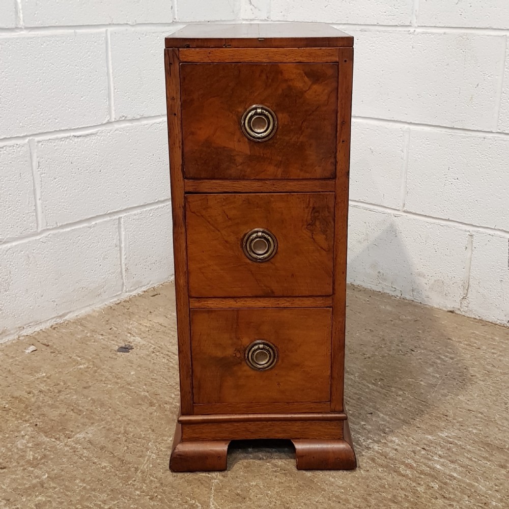 ANTIQUE PAIR ART DECO BURR WALNUT BEDSIDE CHESTS OF DRAWERS C1920 View III
