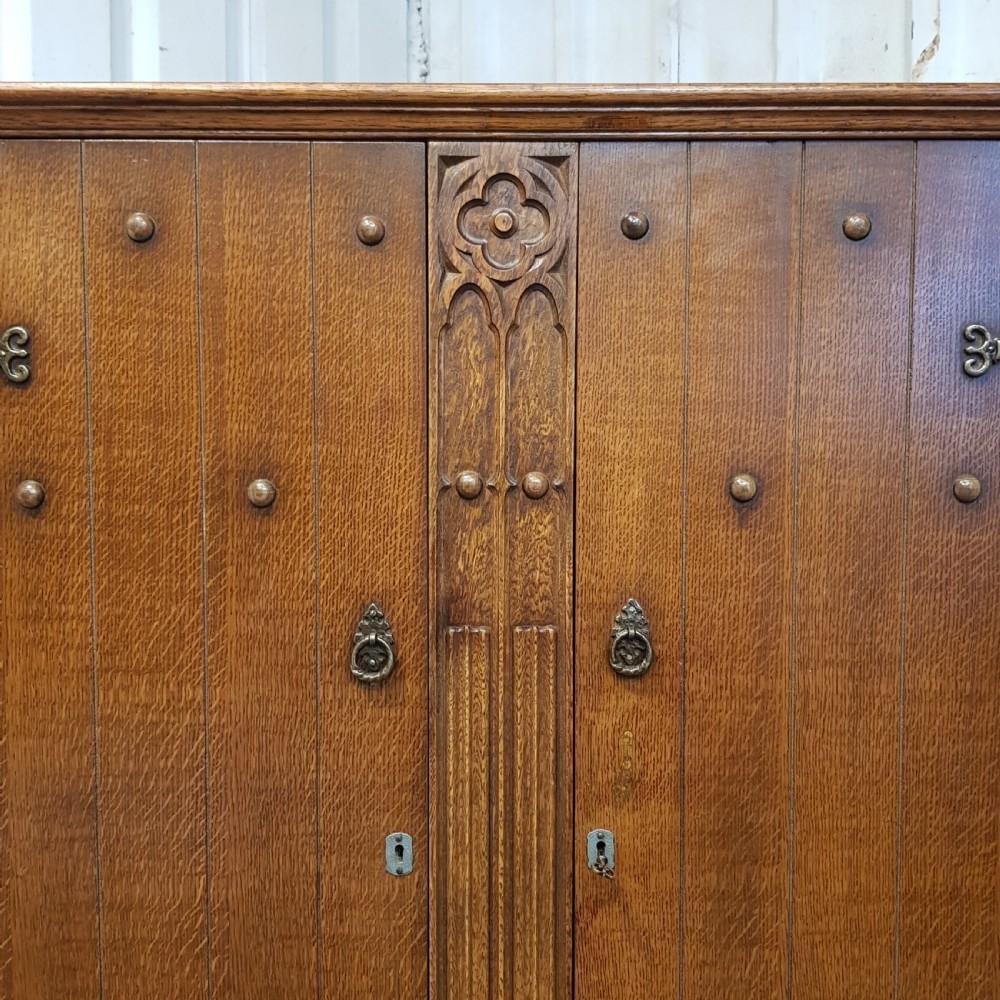 ANTIQUE CARVED OAK DOUBLE WARDROBE C1920 View III