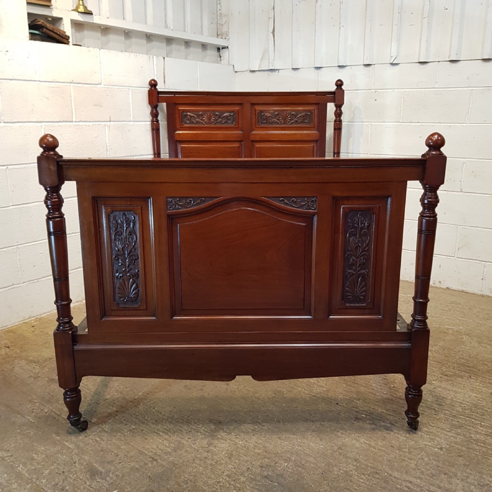 ANTIQUE LATE VICTORIAN MAHOGANY DOUBLE BED C1890