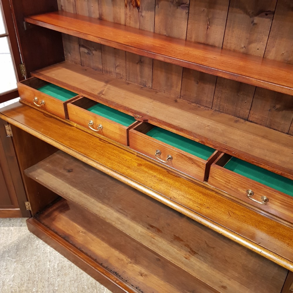 ANTIQUE EDWARDIAN LOW MAHOGANY GLAZED BOOKCASE ON CUPBOARD C1900 View VII