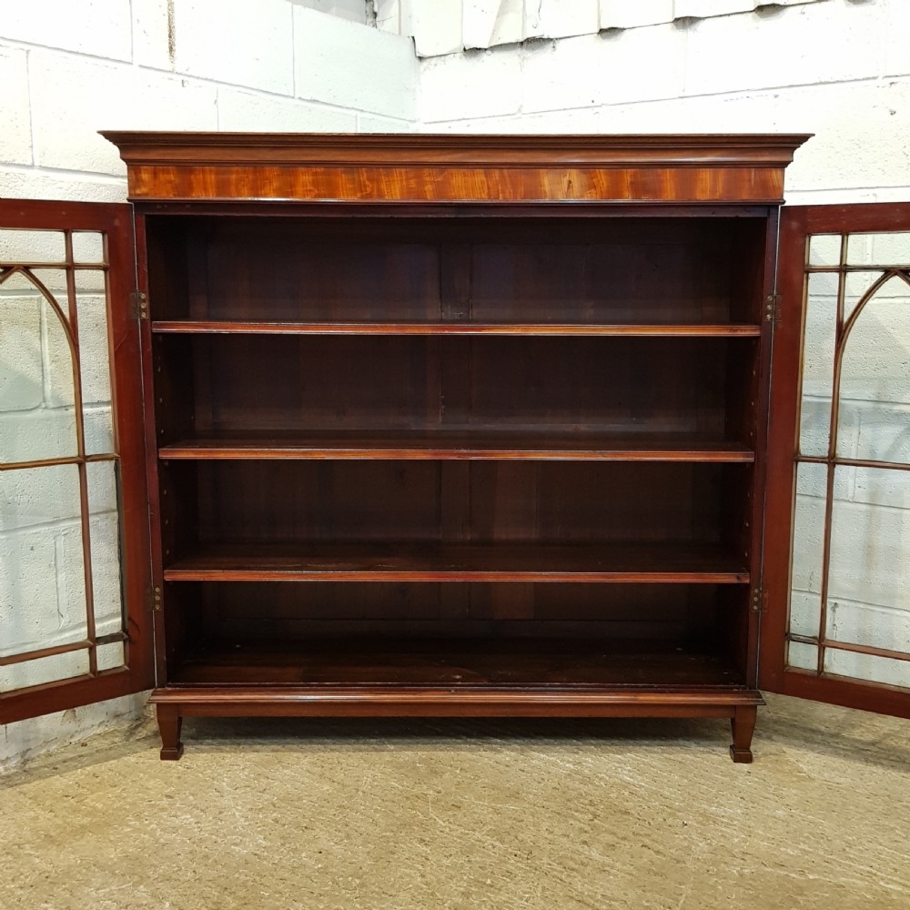 ANTIQUE REGENCY MAHOGANY ASTRAGAL GLAZED BOOKCASE C1820 View V