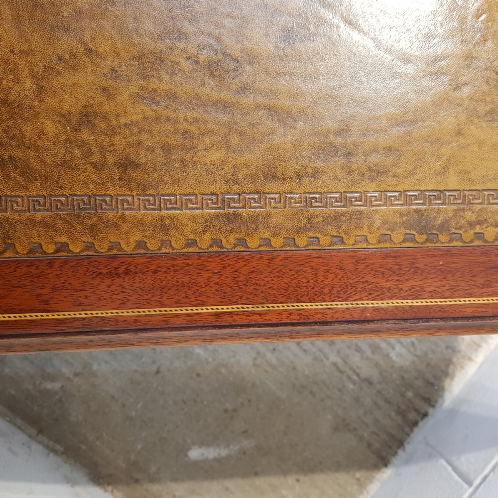 ANTIQUE VICTORIAN MAHOGANY LEATHER TOP WRITING TABLE C1880 View V