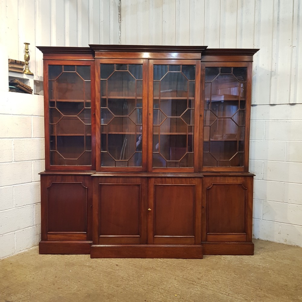 ANTIQUE LARGE EDWARDIAN MAHOGANY ASTRAGAL GLAZED BREAKFRONT BOOKCASE C1900 View II