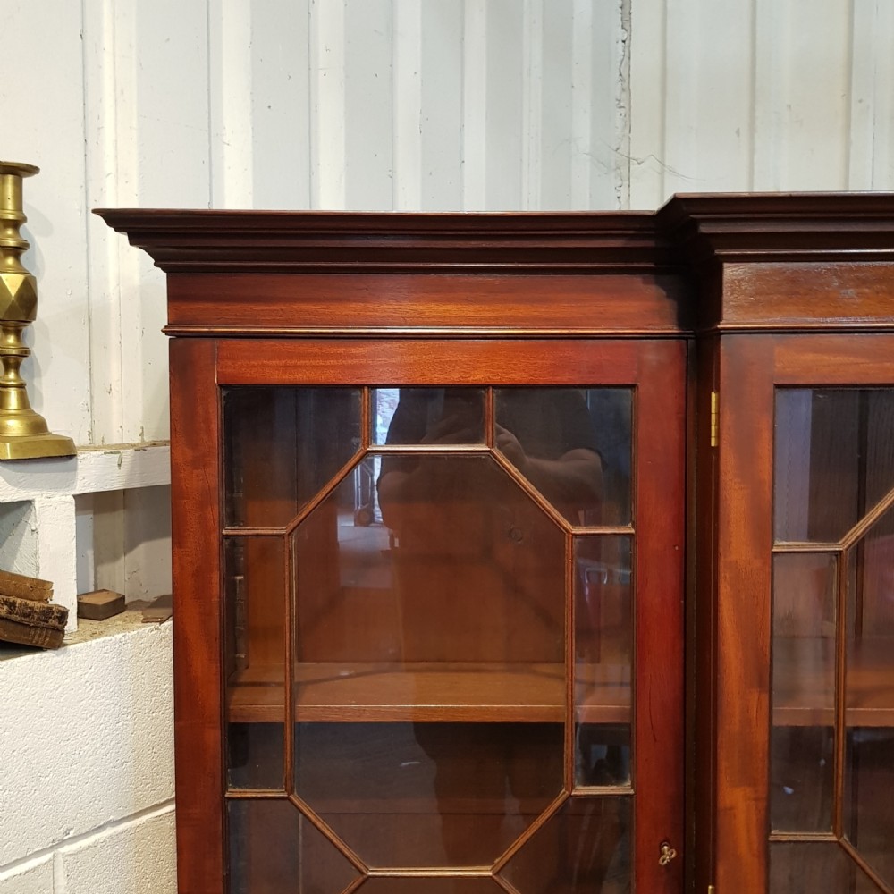 ANTIQUE LARGE EDWARDIAN MAHOGANY ASTRAGAL GLAZED BREAKFRONT BOOKCASE C1900 View VI