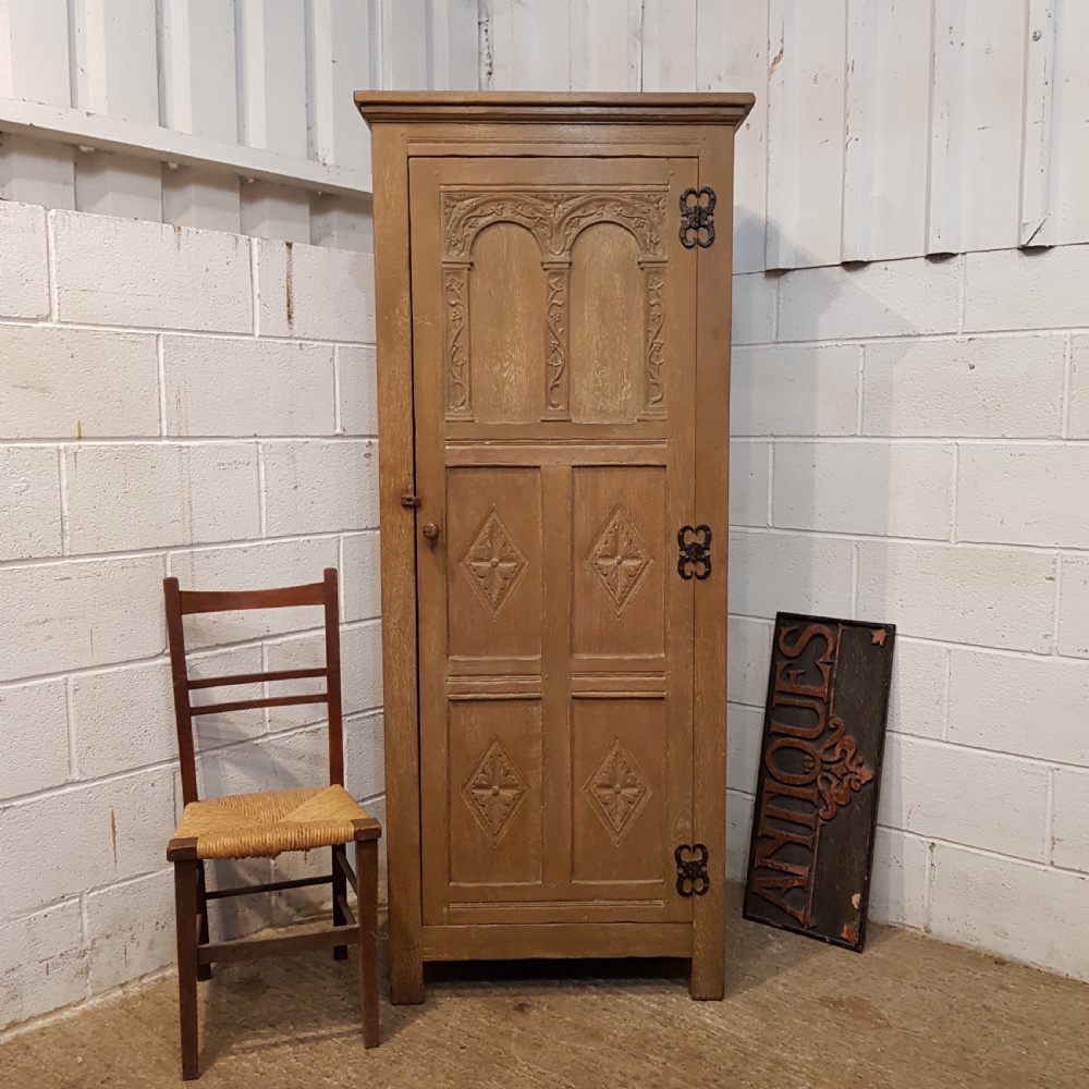 ANTIQUE CARVED LIMED OAK HALL ROBE C1920