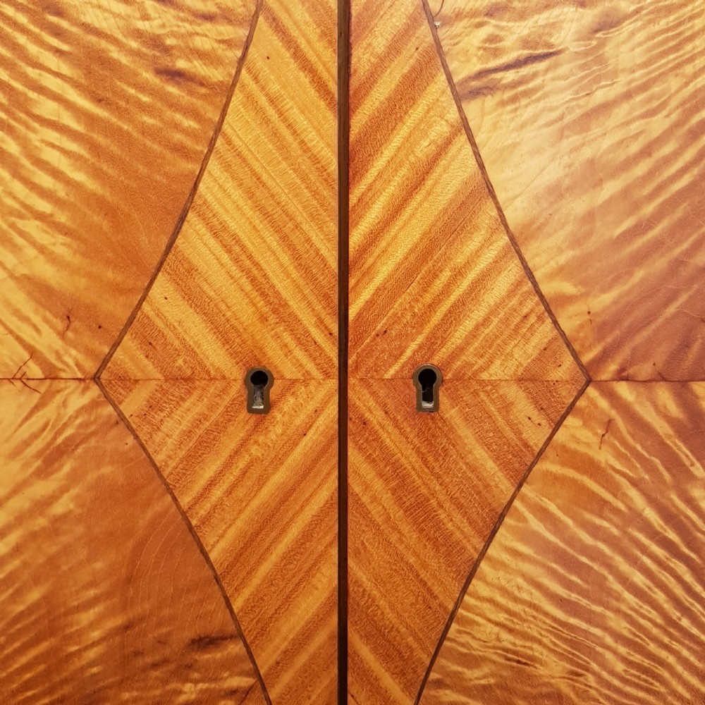 ANTIQUE EDWARDIAN SATINWOOD BREAKFRONT TRIPLE WARDROBE C1900 View VI