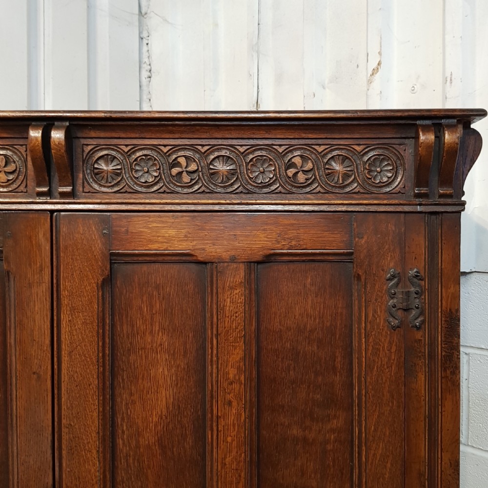 ANTIQUE CARVED & JOINED OAK DOUBKE WARDROBE C1920 View III