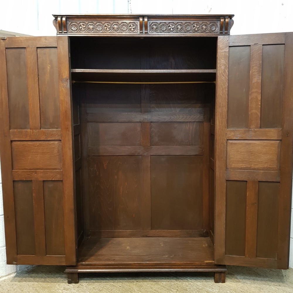 ANTIQUE CARVED & JOINED OAK DOUBKE WARDROBE C1920 View VI