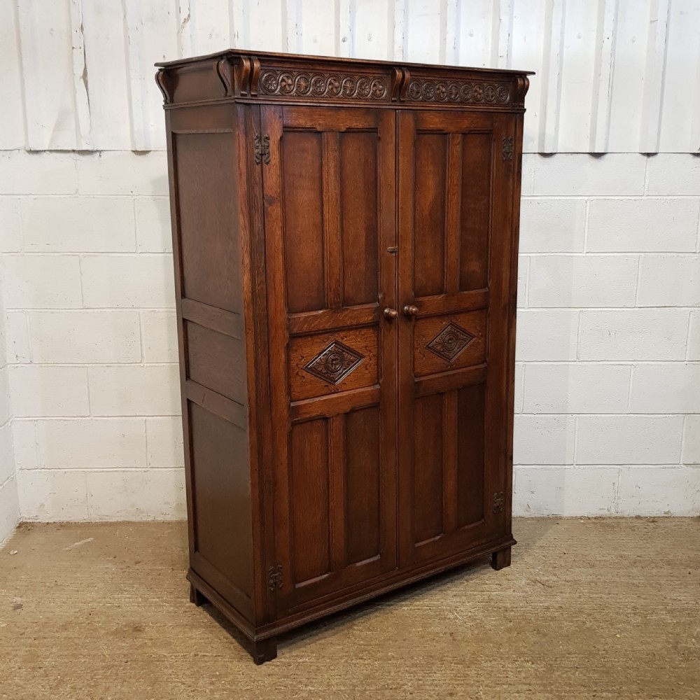 ANTIQUE CARVED & JOINED OAK DOUBKE WARDROBE C1920 View VII