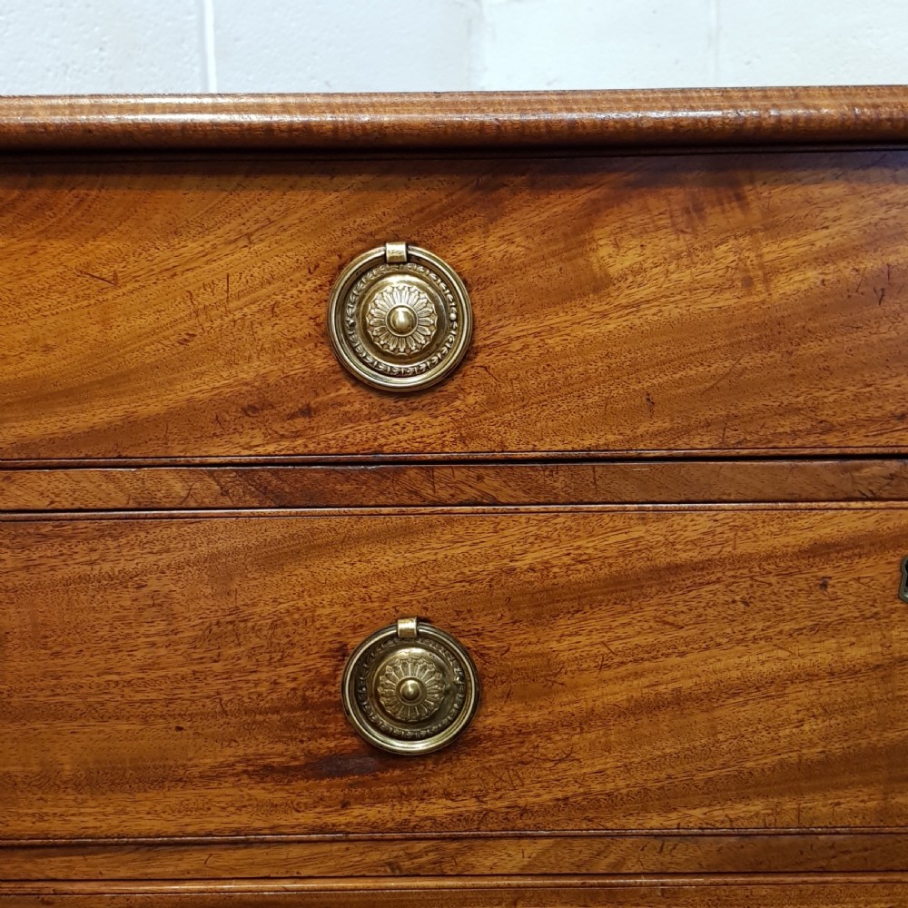 ANTIQUE 18TH CENTURY PERIOD MAHOGANY SMALL CHEST OF DRAWERS C1780 View IV
