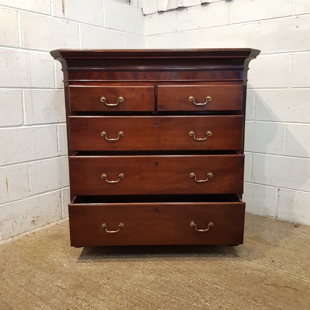 ANTIQUE 18TH CENTURY PERIOD MAHOGANY CHEST OF DRAWERS C1780 View VI