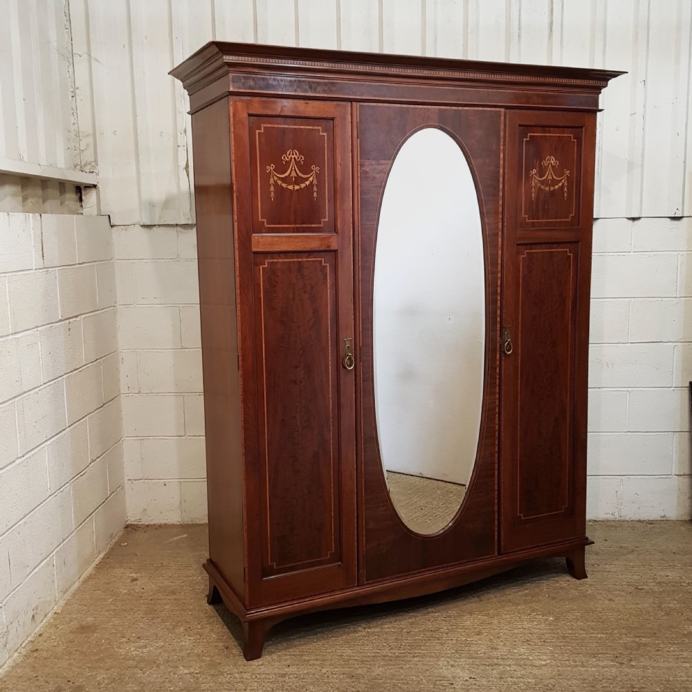 ANTIQUE EDWARDIAN MAHOGANY INLAID TRIPLE WARDROBE C1900 View III