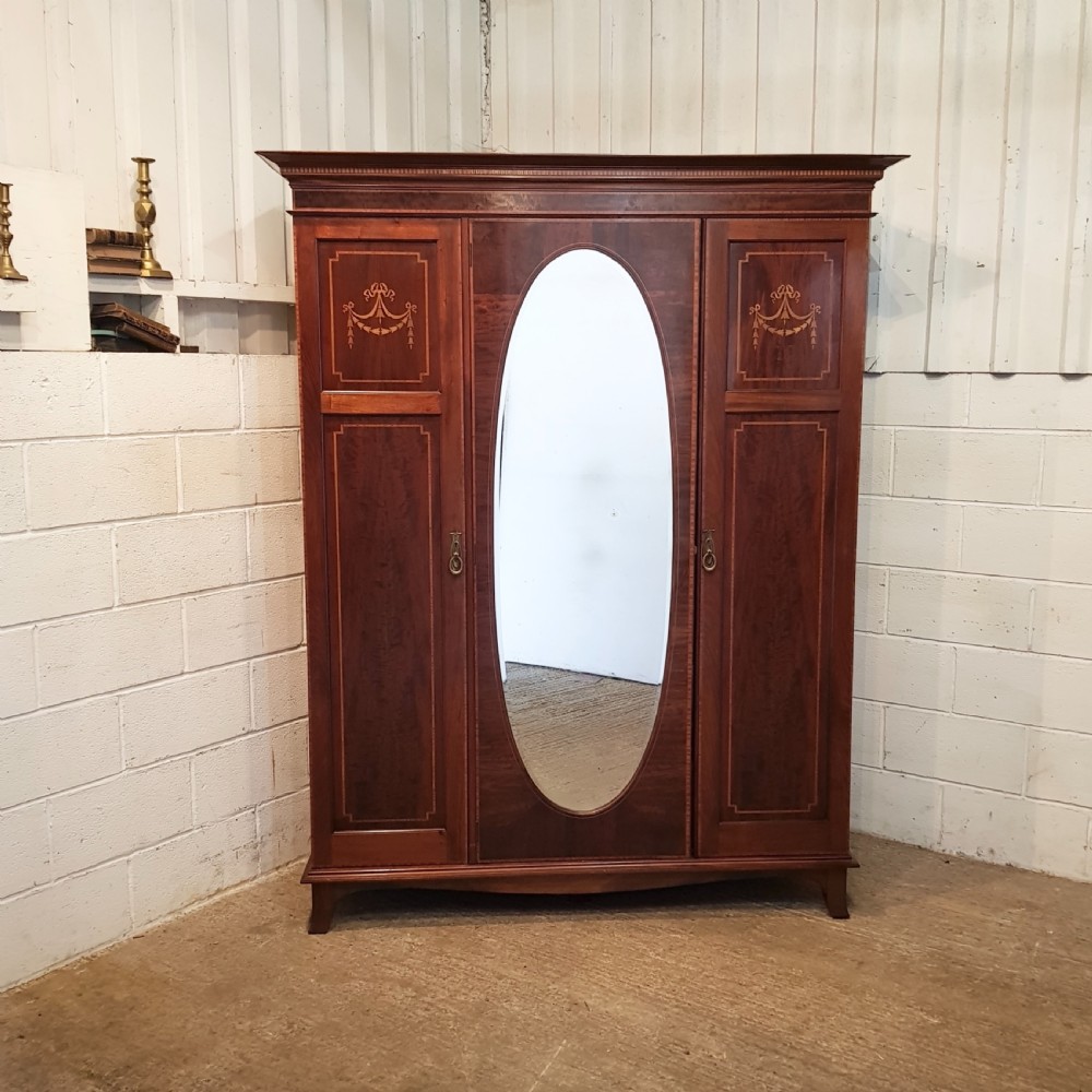 ANTIQUE EDWARDIAN MAHOGANY INLAID TRIPLE WARDROBE C1900 View VI