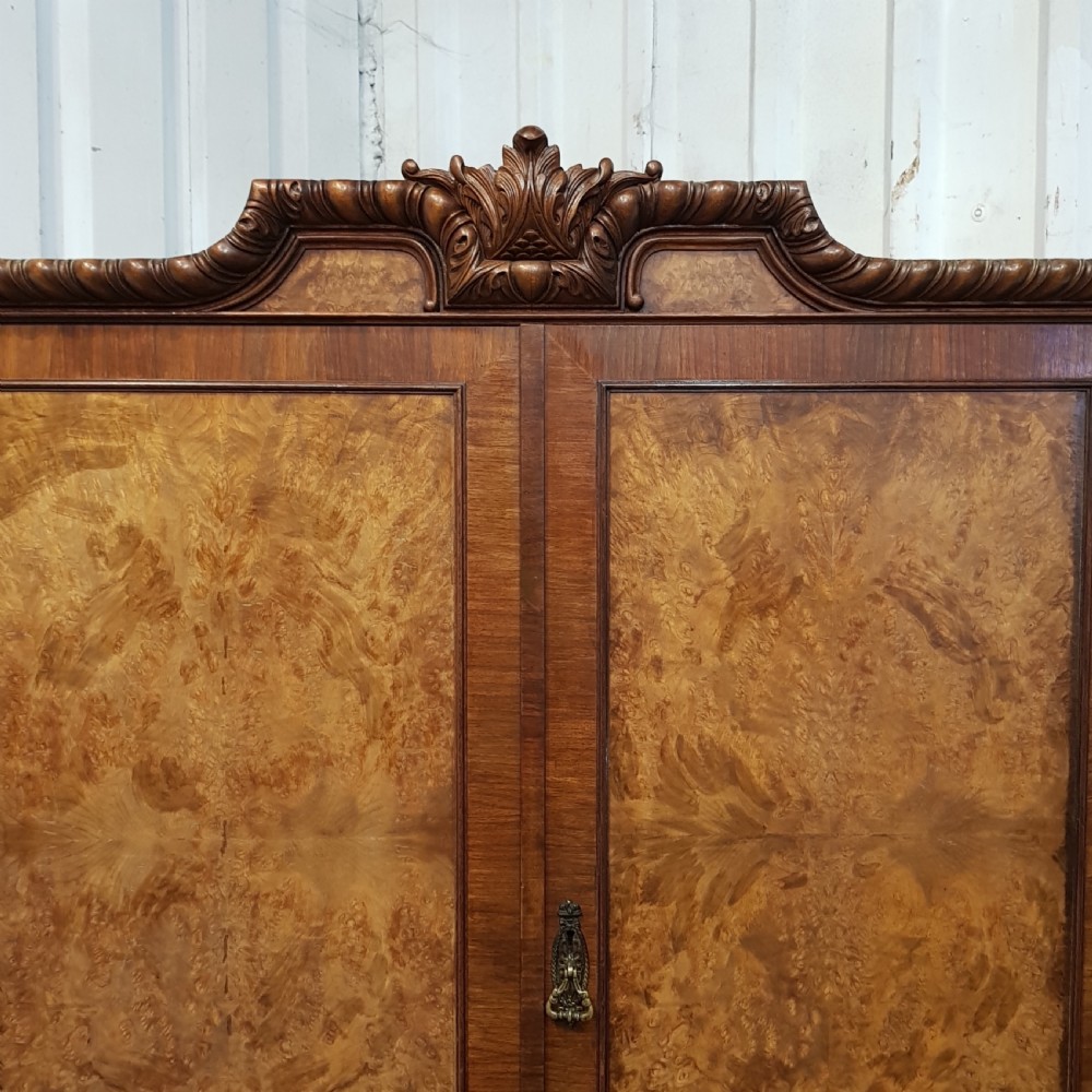 ANTIQUE BURR WALNUT DOUBLE WARDROBE C1920 View VII