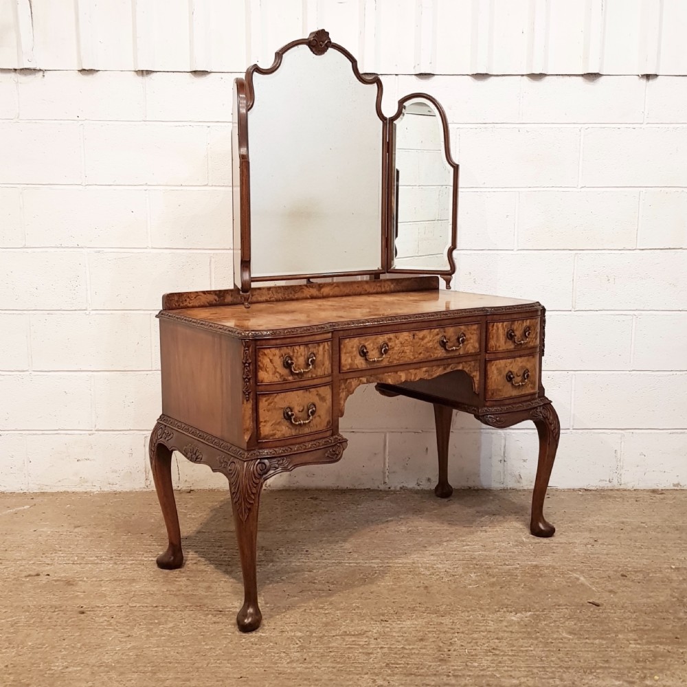 ANTIQUE BURR WALNUT SERPENTINE SHAPED DRESING TABLE C1920 View VII