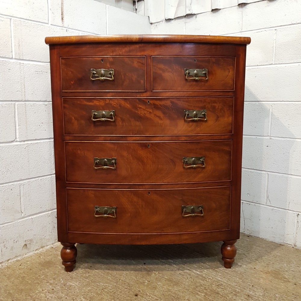 ANTIQUE VICTORIAN MAHOGANY BOW FRONT CHEST OF DRAWERS C1880 View II