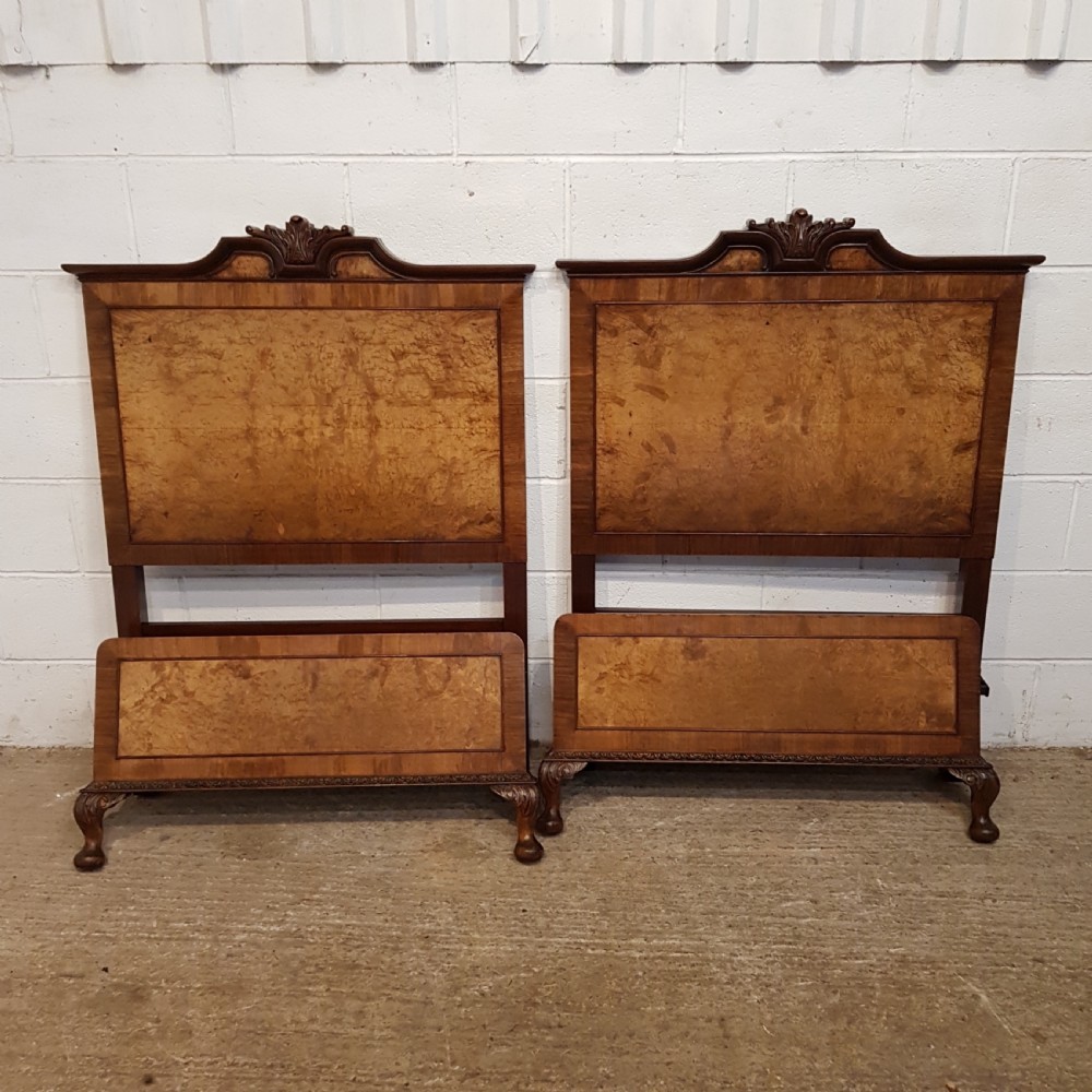 ANTIQUE PAIR BIRR WALNUT SINGLE BEDS C1920 View VI