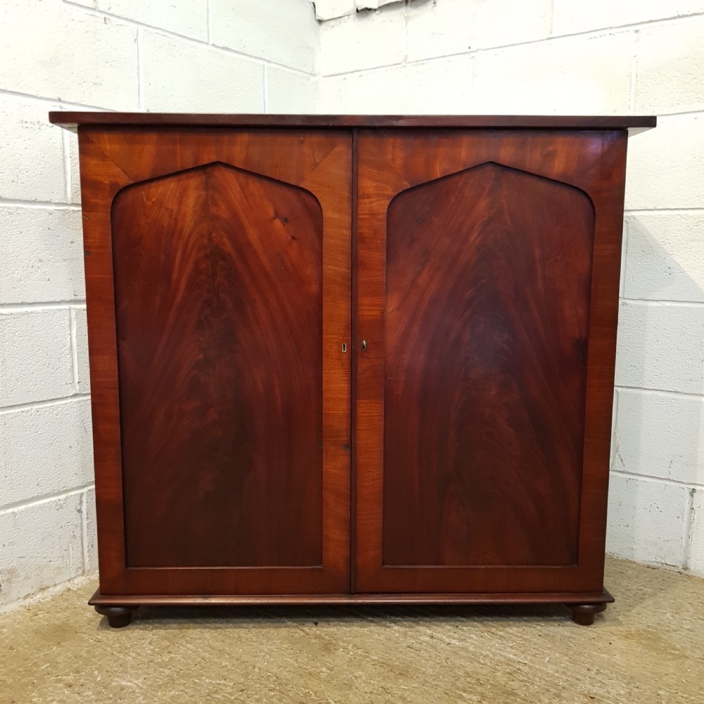 ANTIQUE WILLIAM 1V MAHOGANY CUPBOARD C1830 View II