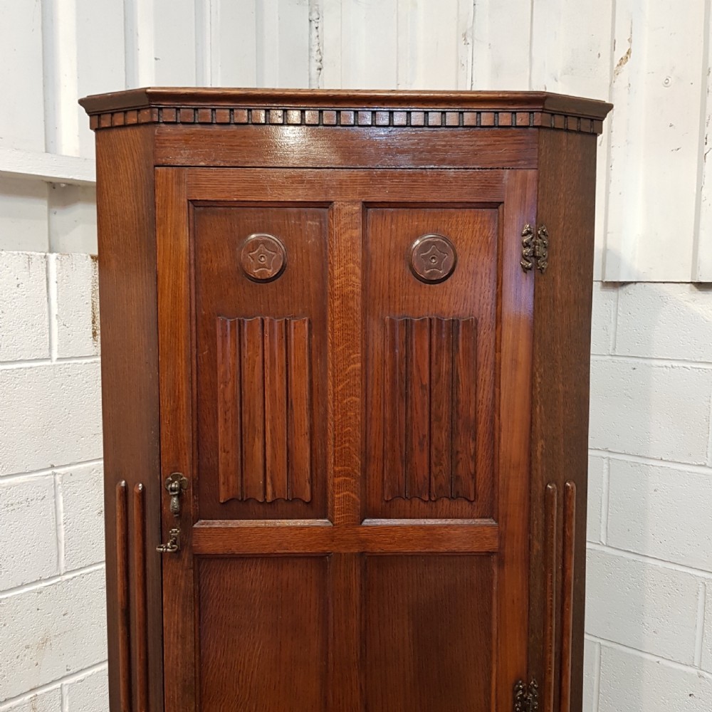 ANTIQUE OAK HALL WARDROBE C1920 View III