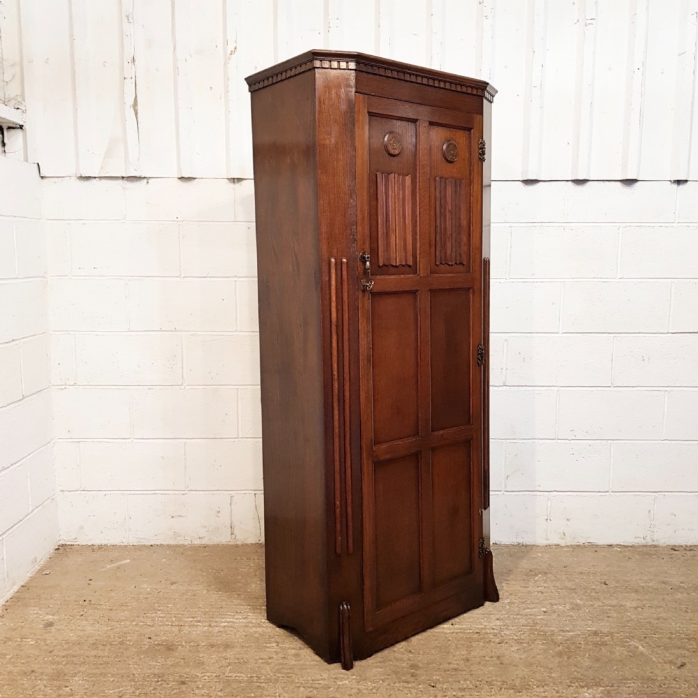 ANTIQUE OAK HALL WARDROBE C1920 View VII