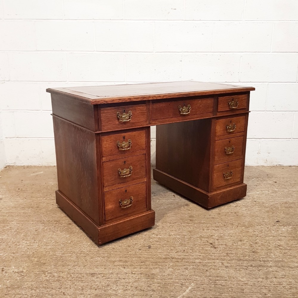 ANTIQUE LATE VICTORIAN OAK TWIN PEDESTAL DESK C1890 View VII