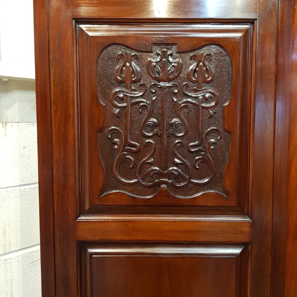 ANTIQUE ART NOUVEAU MAHOGANY DOUBKE WARDROBE C1900 View III