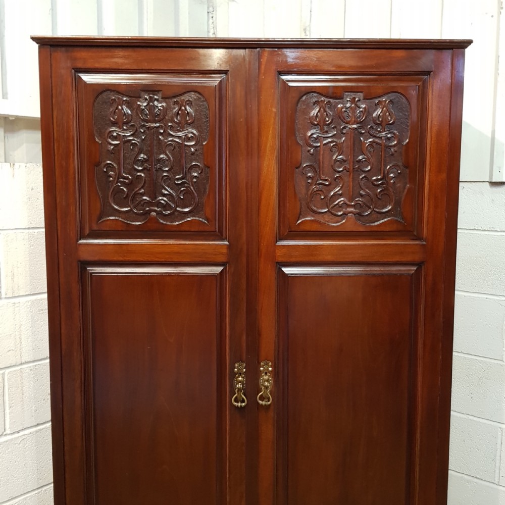ANTIQUE ART NOUVEAU MAHOGANY DOUBKE WARDROBE C1900 View V